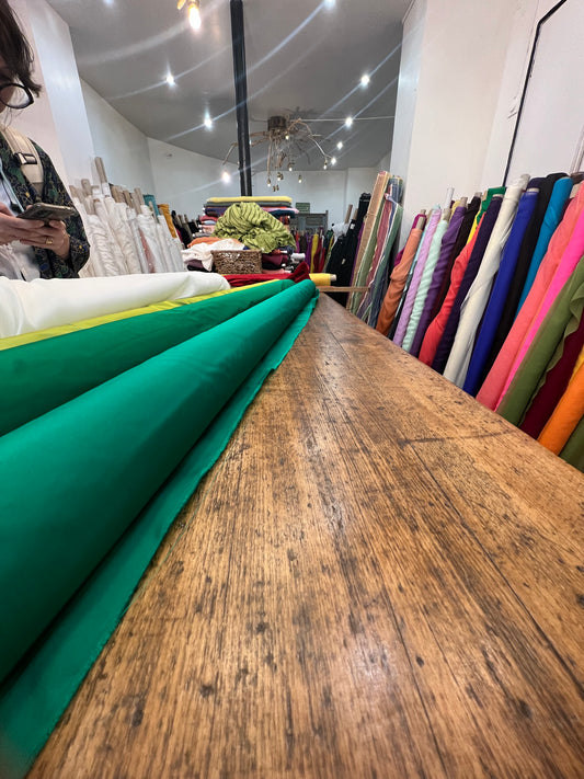 “Lexique des Matières Textiles et Conseils d’Entretien”