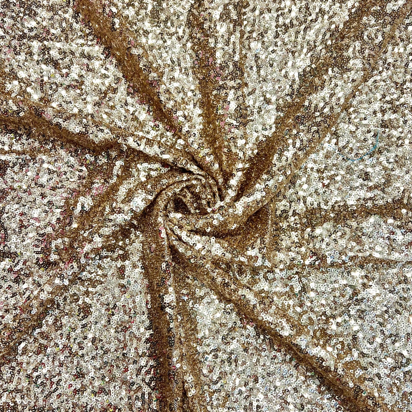 DAYAMOND: Sequin or brodé sur tulle blanc