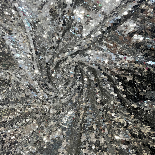 SERENA: Sequin sur tulle brodé, uni et scintillant