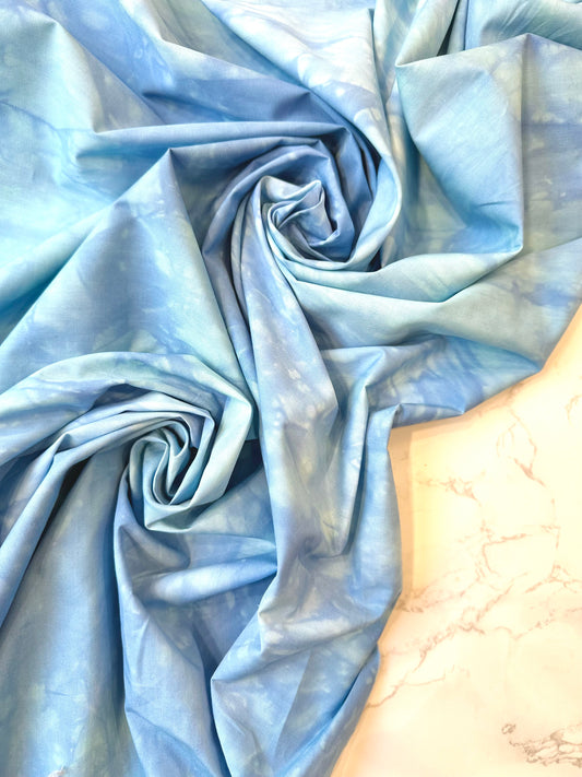 FRANCIS: Popeline de coton française tie and die - nuance bleu