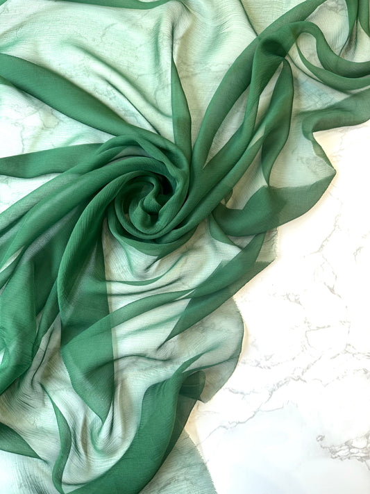 PULCINO: Mousseline de soie française crinkle - vert impérial