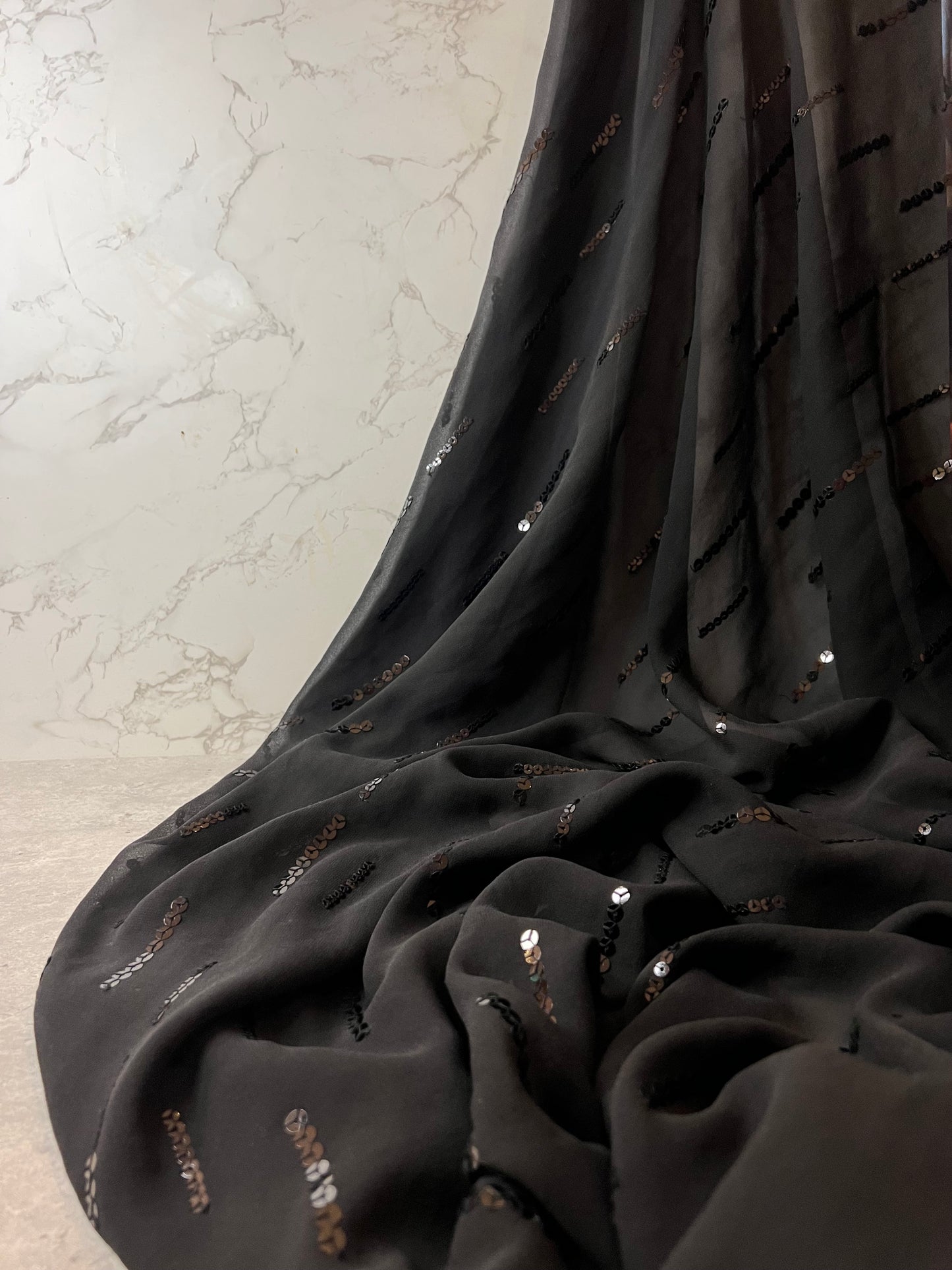 Elena: Mousseline Sequin