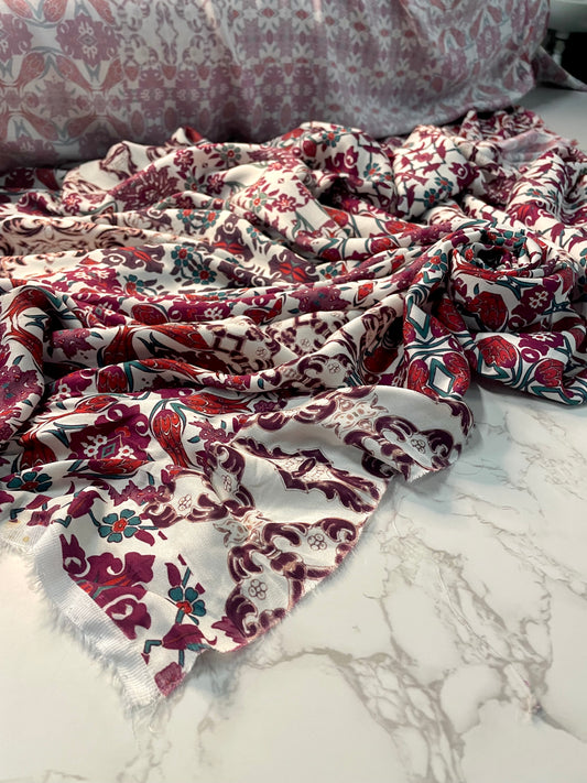 AMIRA: Drap de viscose imprimé bohème