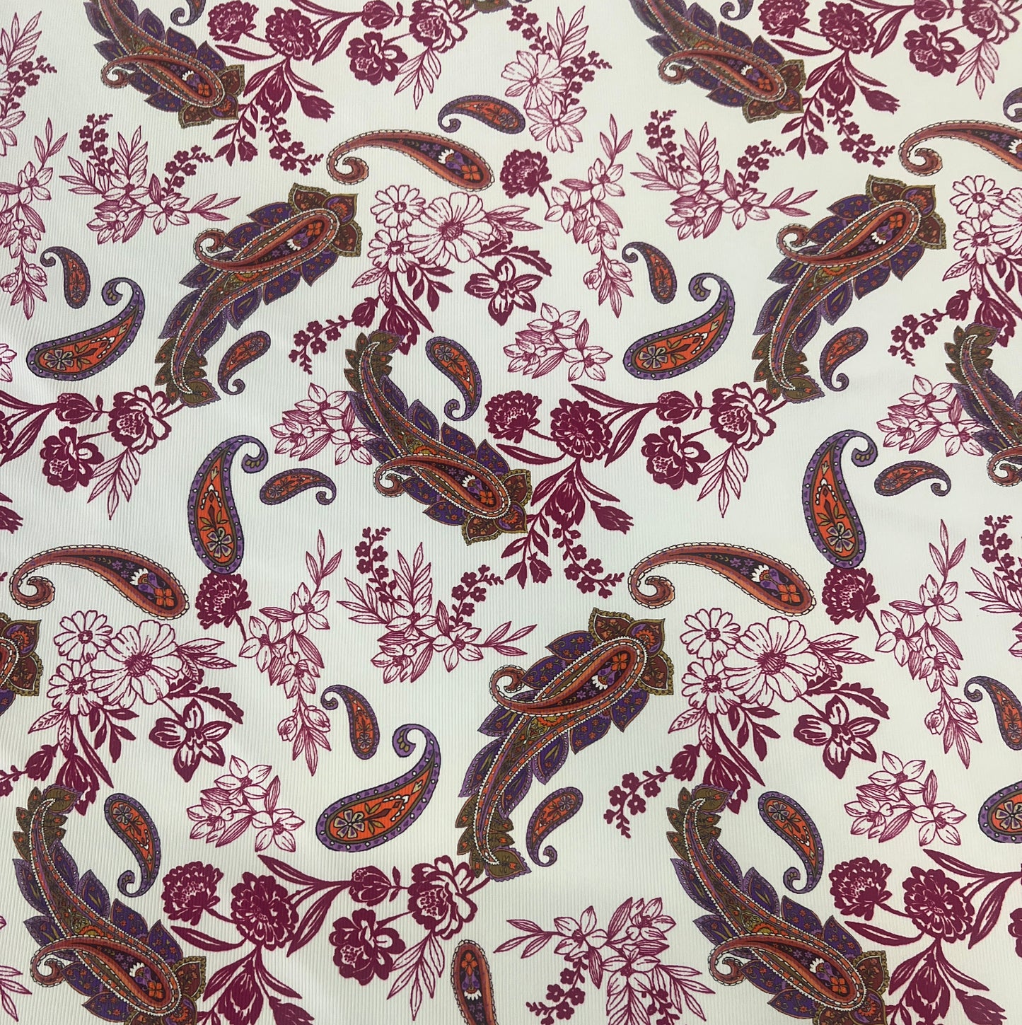 AZORA : Maille imprimée motif cachemire et floral