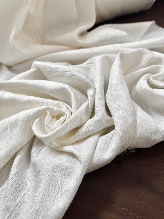 DIANE: Soie ivoire texturée