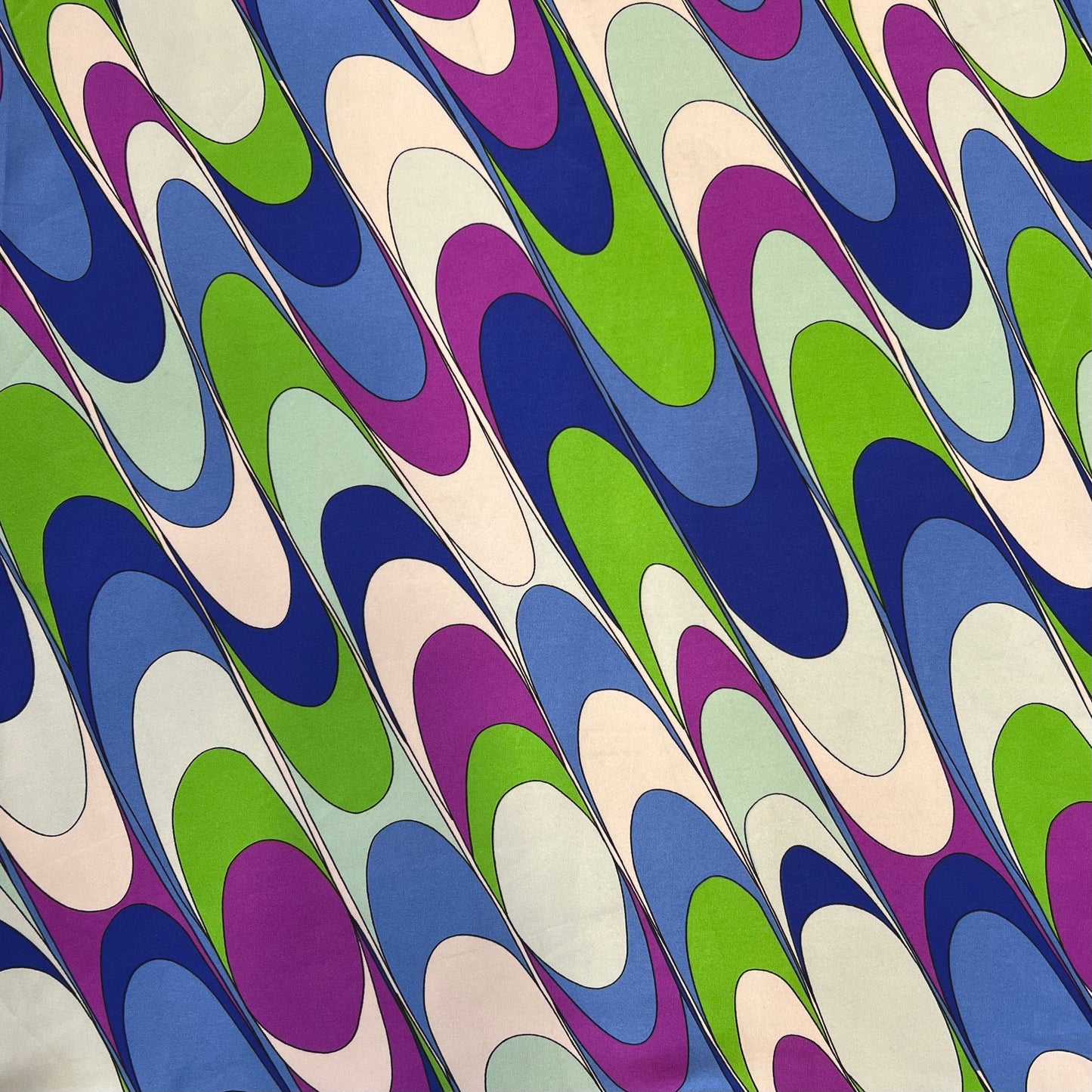 AURORE: Satin imprimé motifs arrondis en diagonale