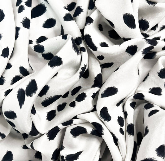 LEO: Crêpe de Chine taches léopard en noir et blanc