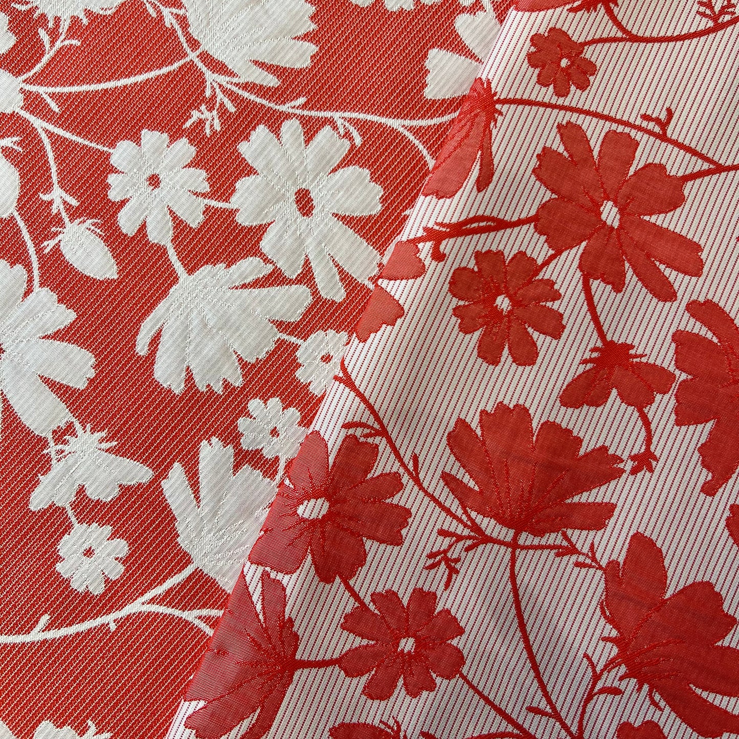 SOPHIA: Jacquard floral rouge et blanc