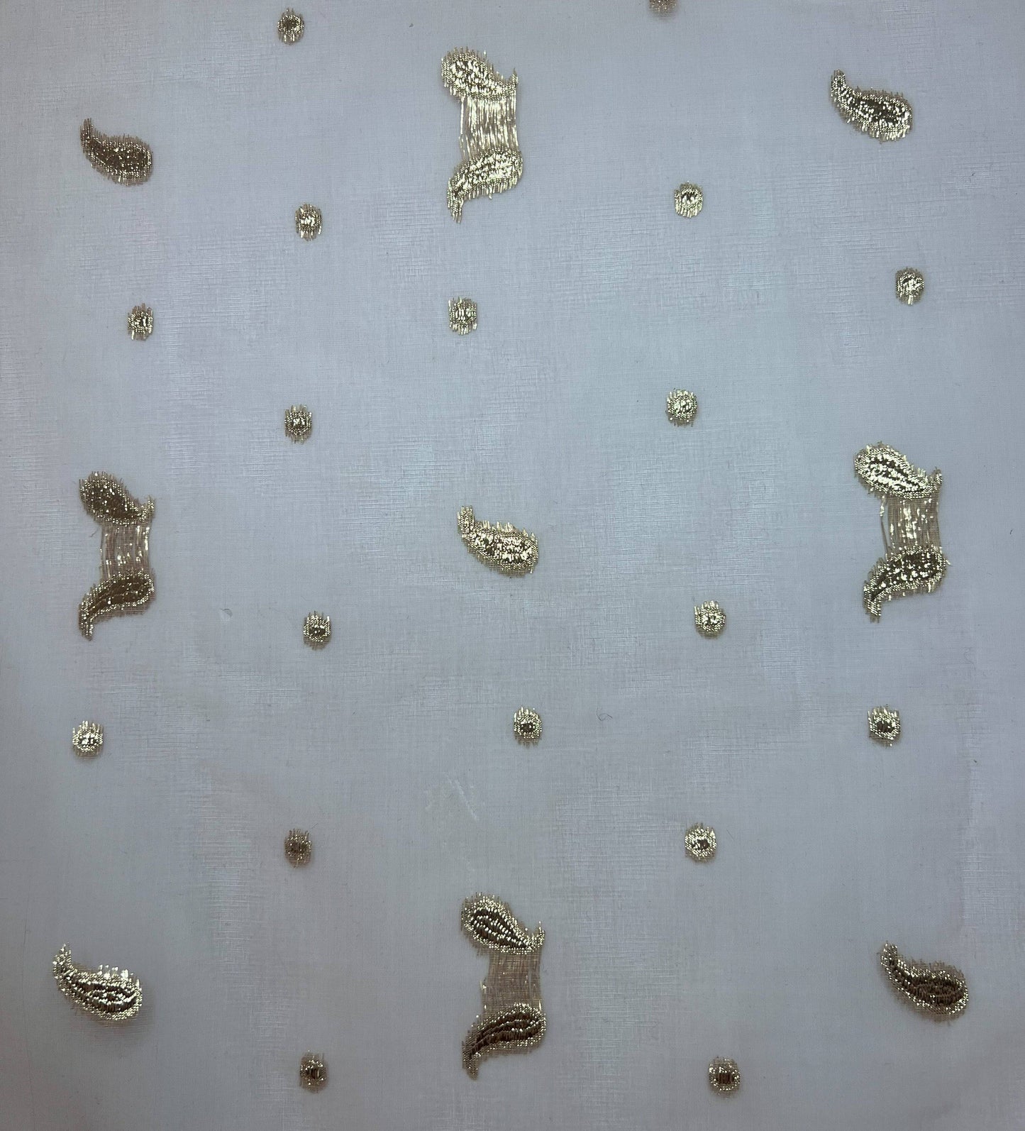 PIUMA: Organza de Soie Brodé Lurex Motif Cachemire - Tiss'ART