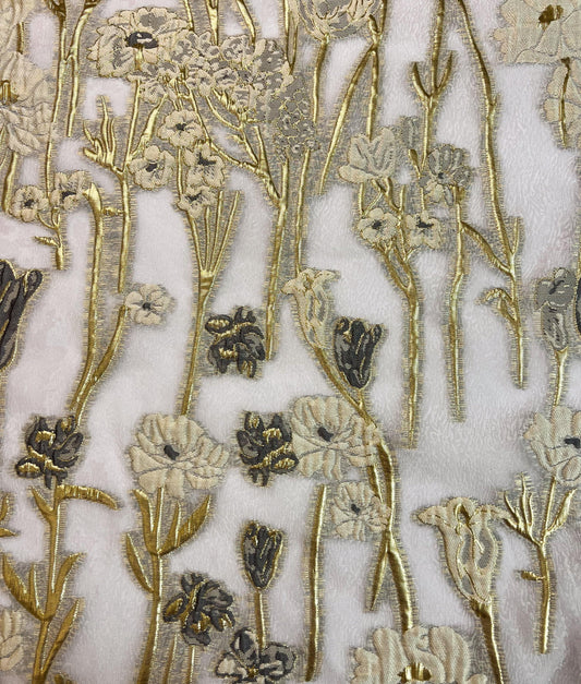 INCANTO: Brocard florale semi transparent avec dorures