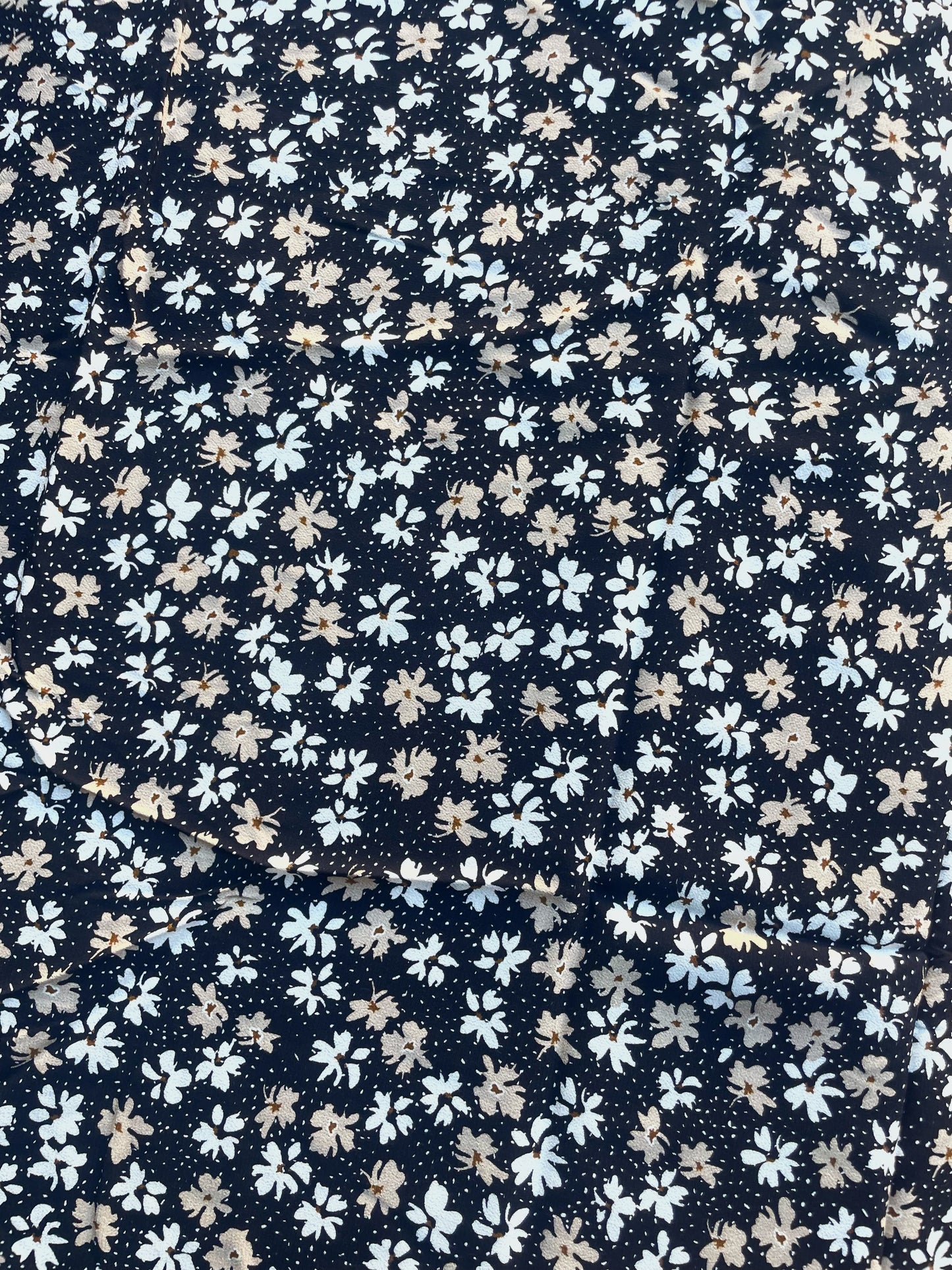 MARGAUX: Crêpe Viscose Imprimé florale et tacheté