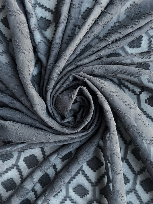 CORALIE: Voile à motif Sur-Brodé