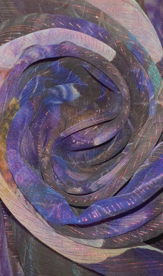 AMÉTHYSTE: Mousseline imprimé végétal à fines rayures brillantes