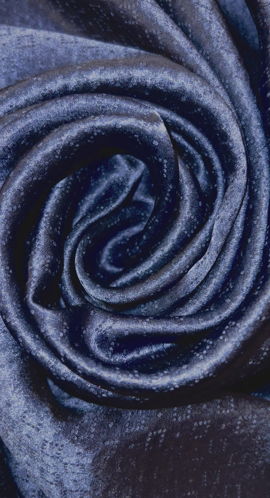 JOLLY: Jacquard de soie à petit motif carré