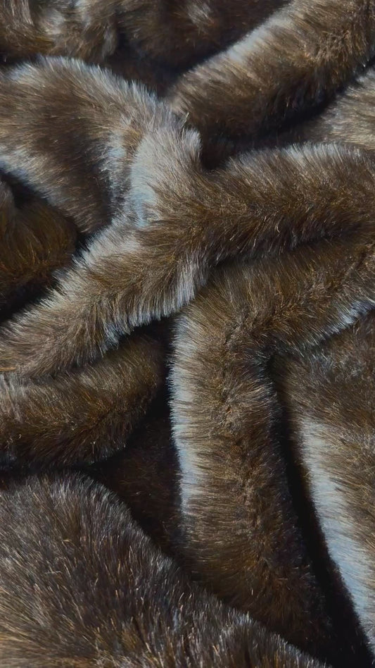 MAËL: Fausse fourrure à poil moyen - marron foncé