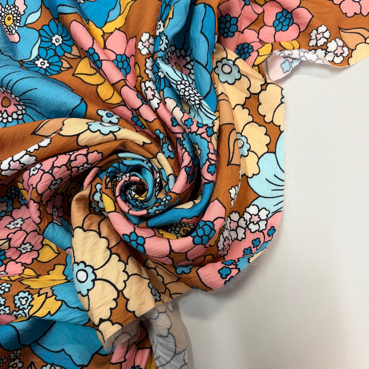 CLEO : Coton imprimé floral retro