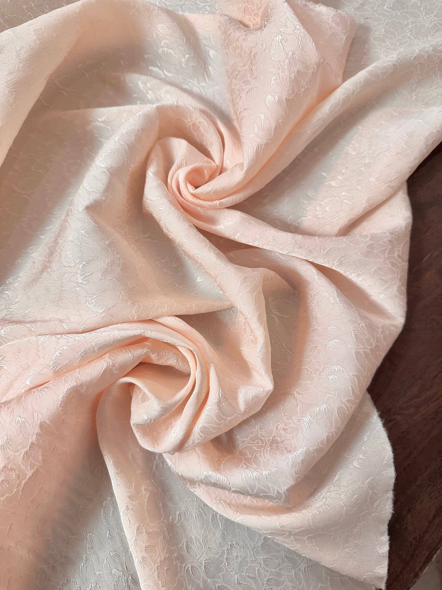 Rosemonde jacquard poudre floral