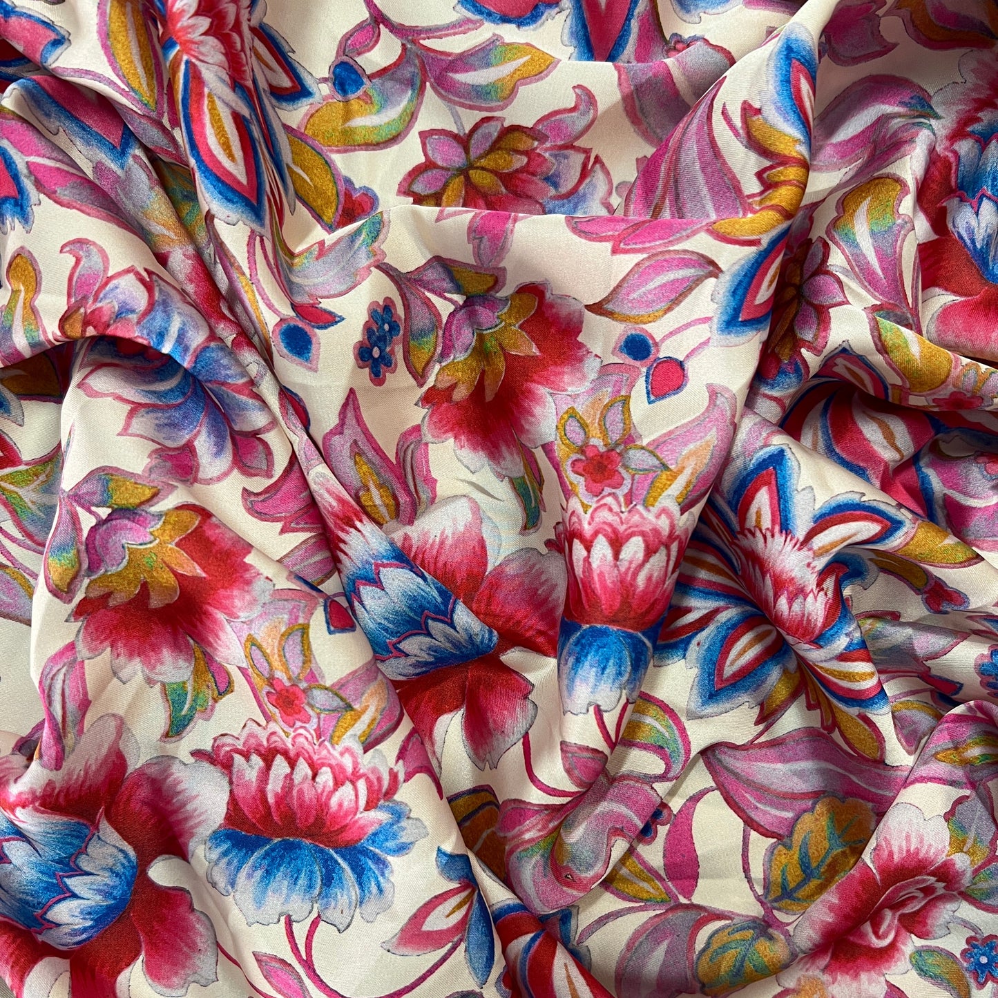COUPON : SATIN IMPRIMÉ FLORAL