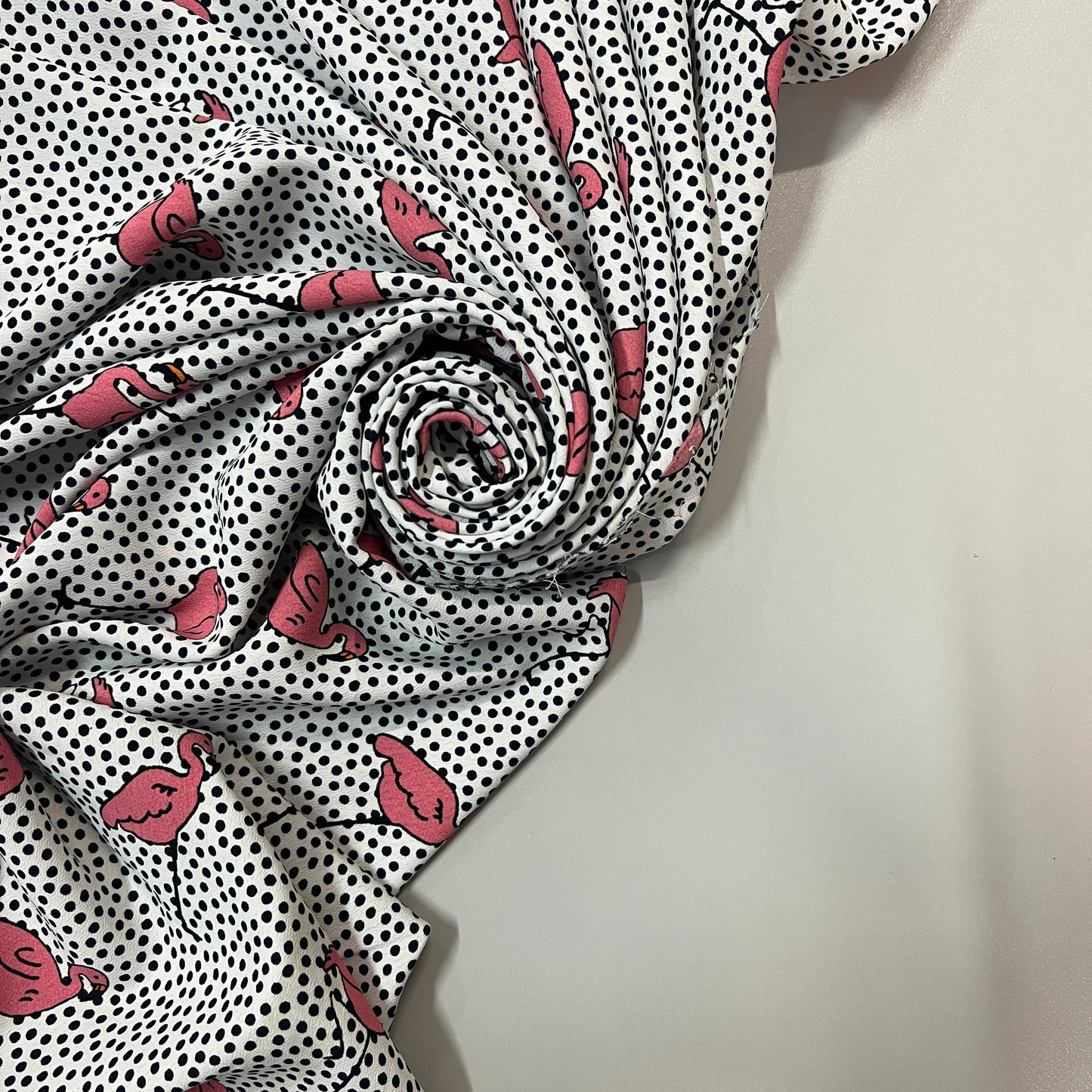 COUPON : CRÈPE IMPRIMÉ FLAMANTS ROSE