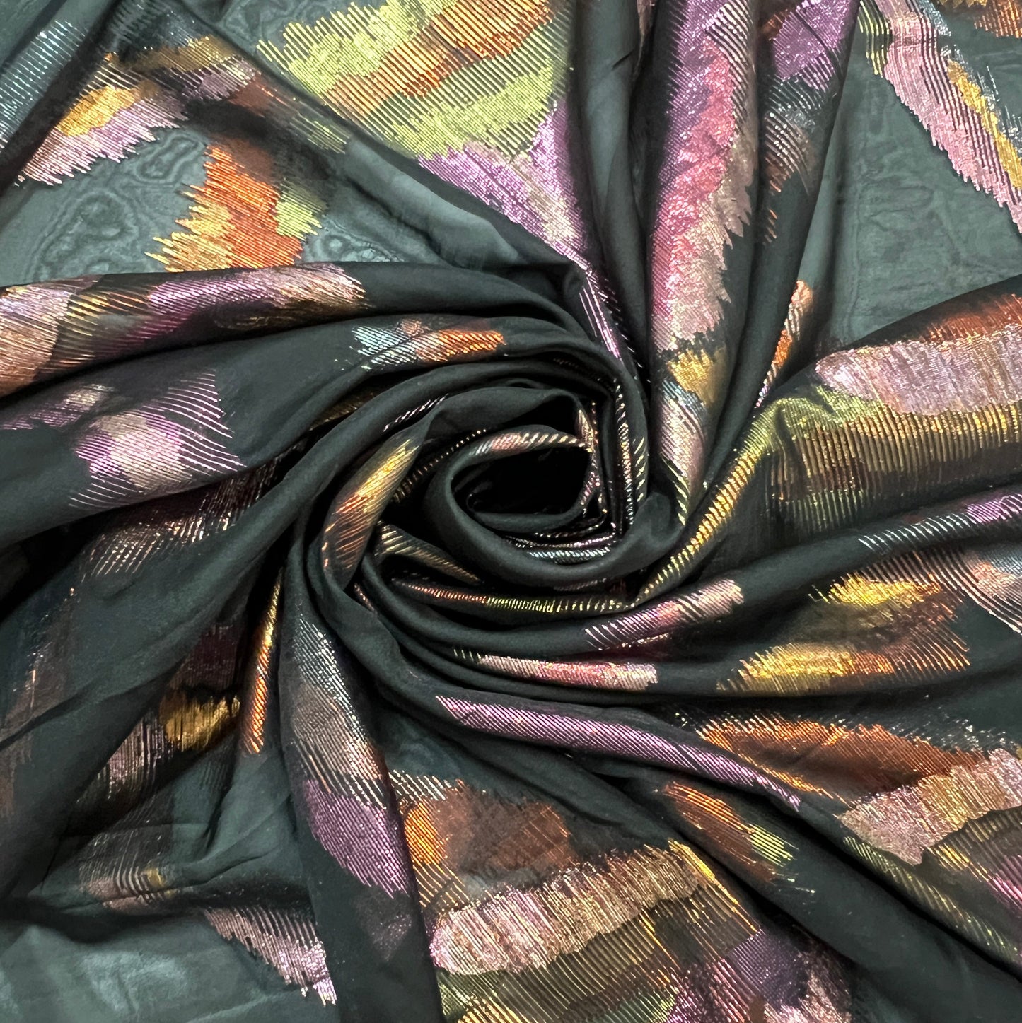 Vaporline : Mousseline à motif graphique en lurex