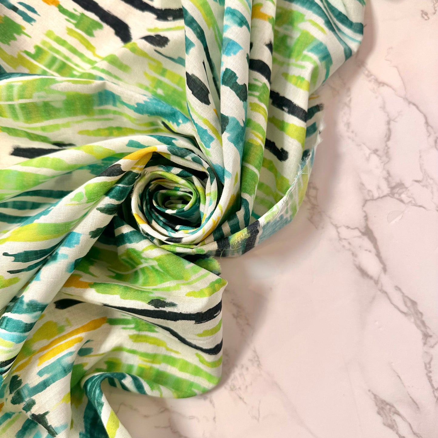 AGLAÉ: hand-painted effect printed cotton poplin