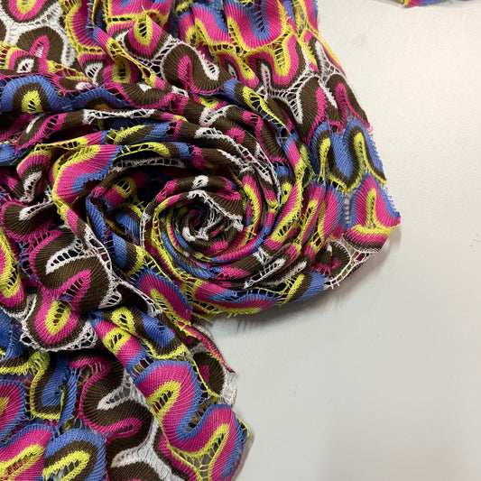 MAÏNA : Maille tissé jacquard ajourée
