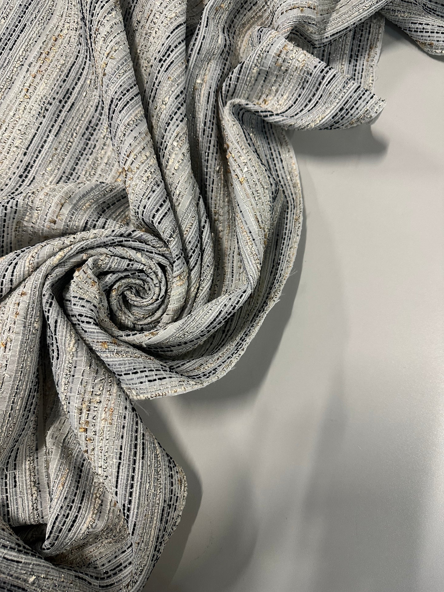 STRATA : Coton tissé à rayure irrégulière