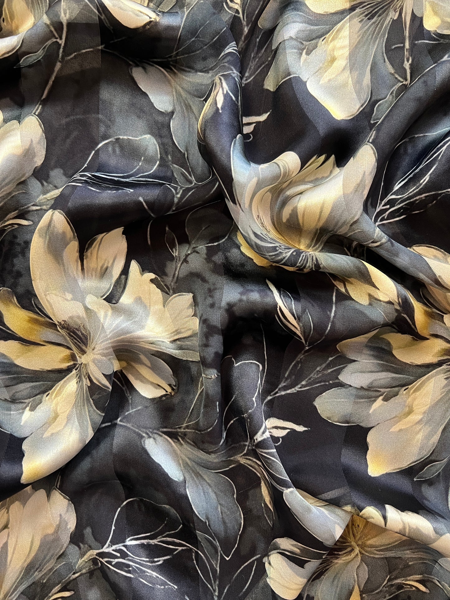 SWAN : Bande satin imprimé baroque