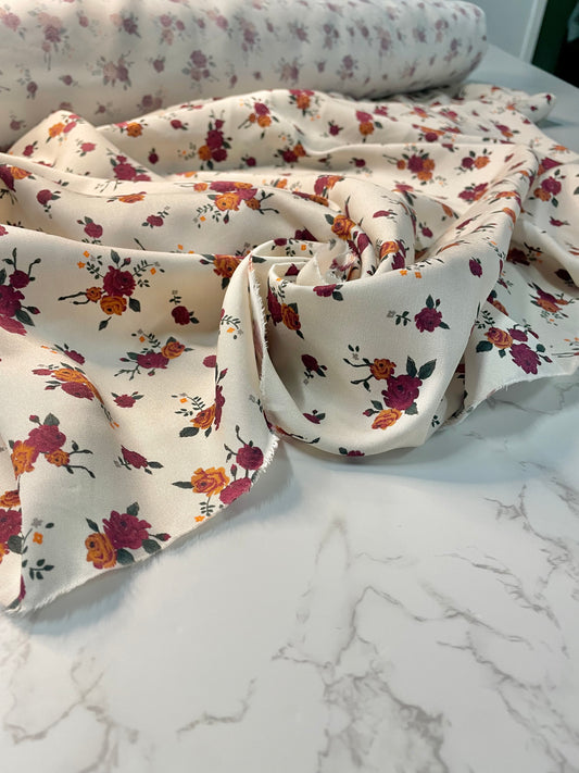 ARMYNDA: Drap de viscose imprimé floral vintage