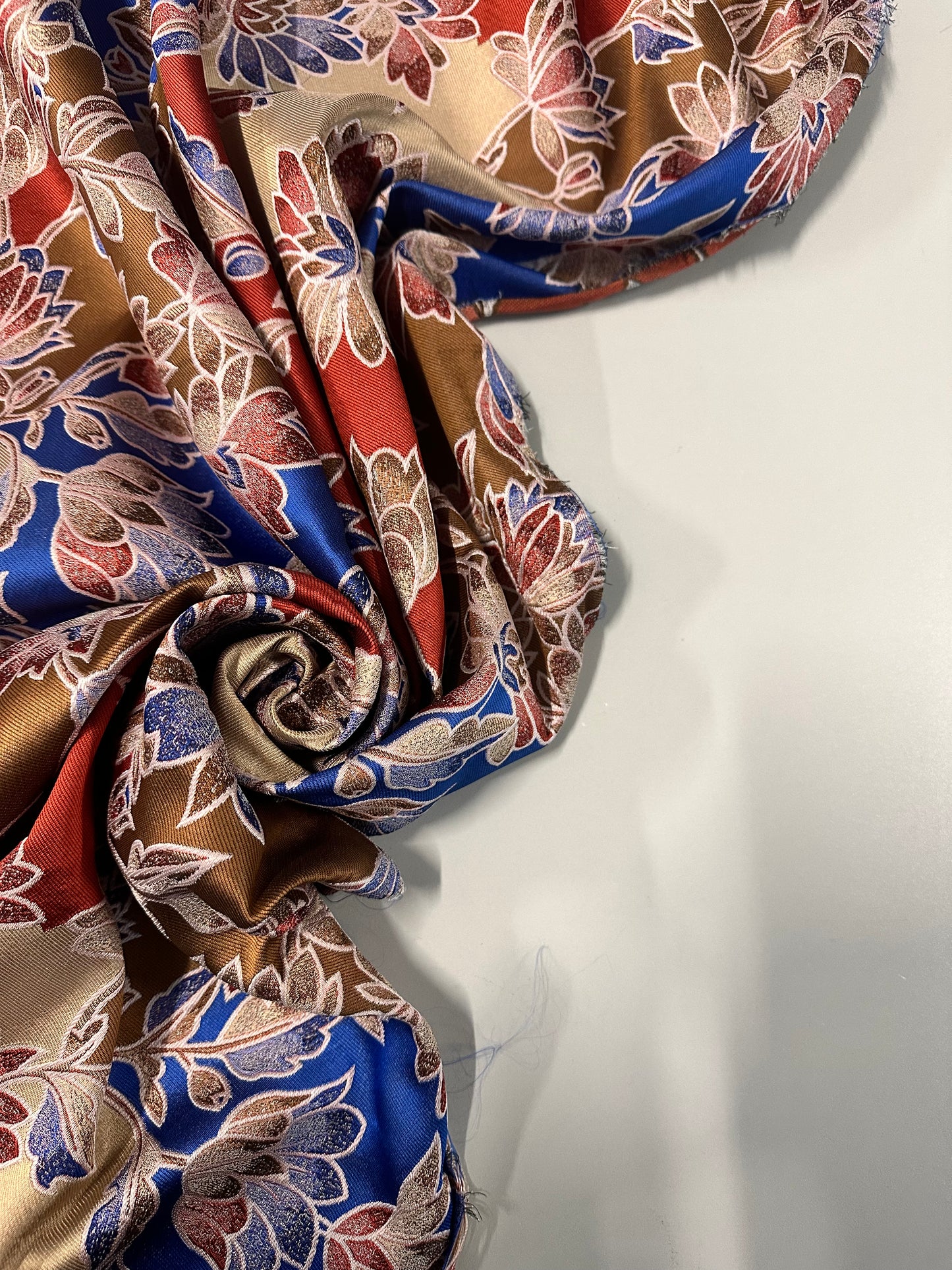 UME : Jacquard coton à motif floral japonisant