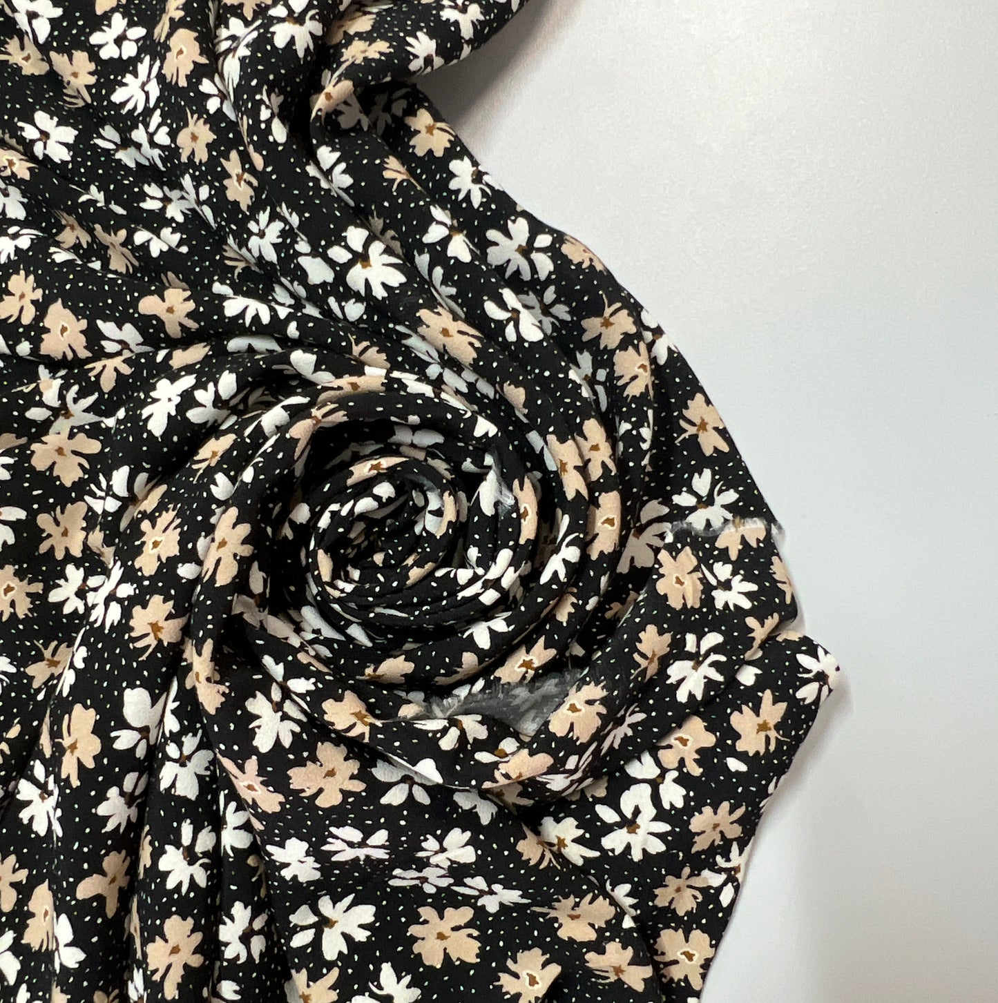 MARGAUX: Crêpe Viscose Imprimé fleurs et pois