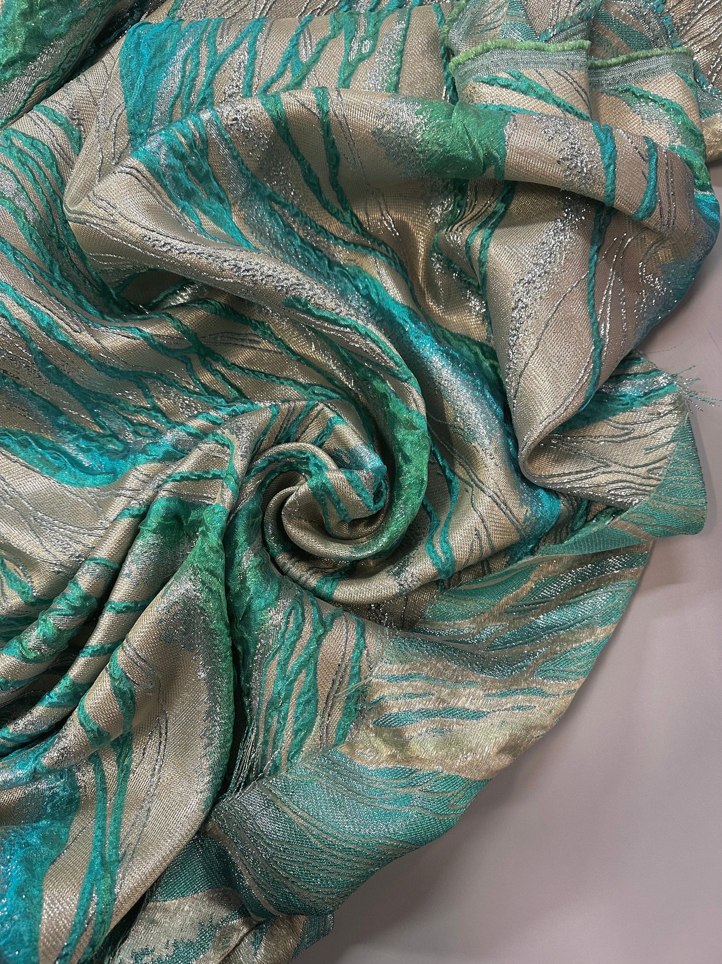 ISMAËL: Brocard couture fleurs tissés