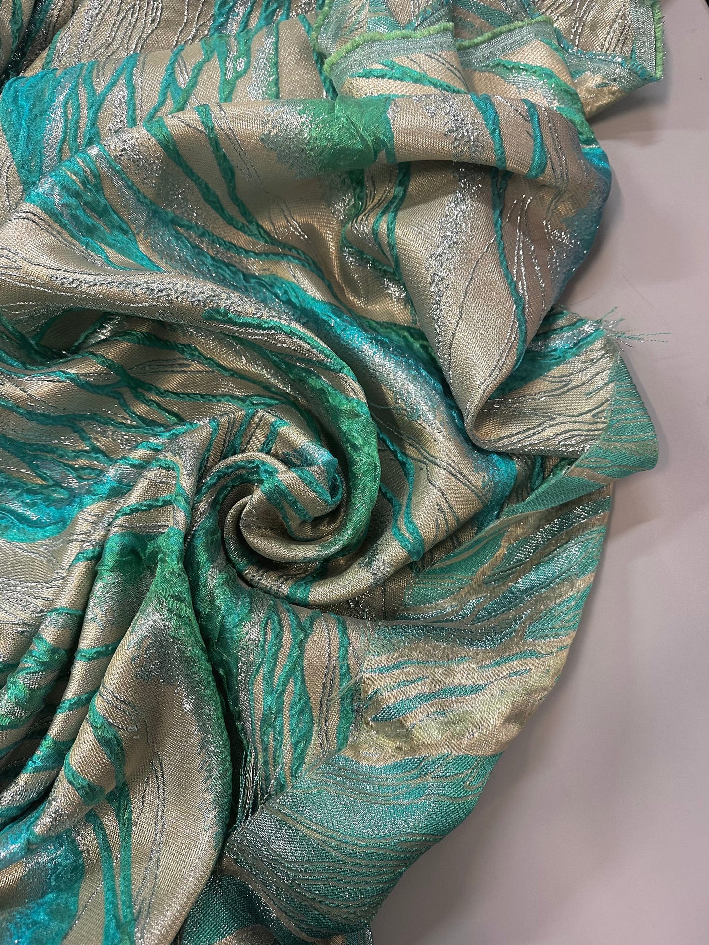 ISMAËL: Brocard couture fleurs tissés