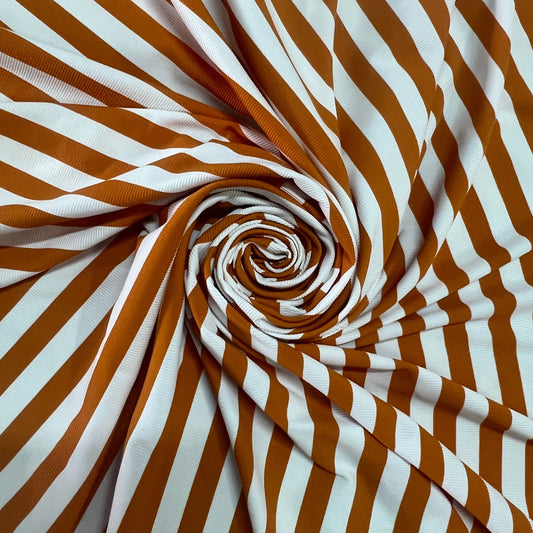 LIONEL : Maille à rayures orange et blanche côtelée