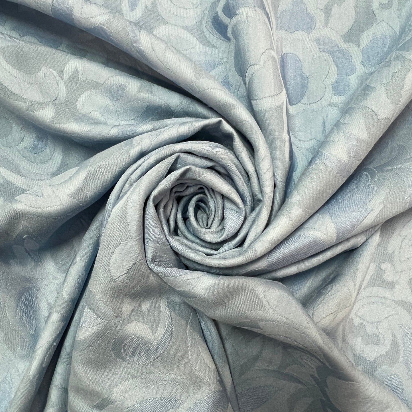 BLOOM : Jacquard coton à grosse fleurs ton sur ton