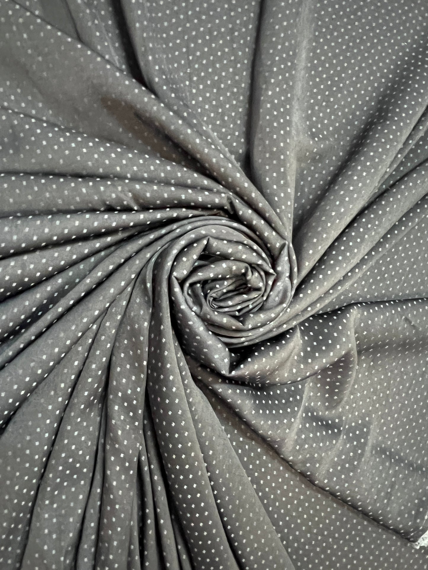 Méphista: Double-faced poplin with small polka dots