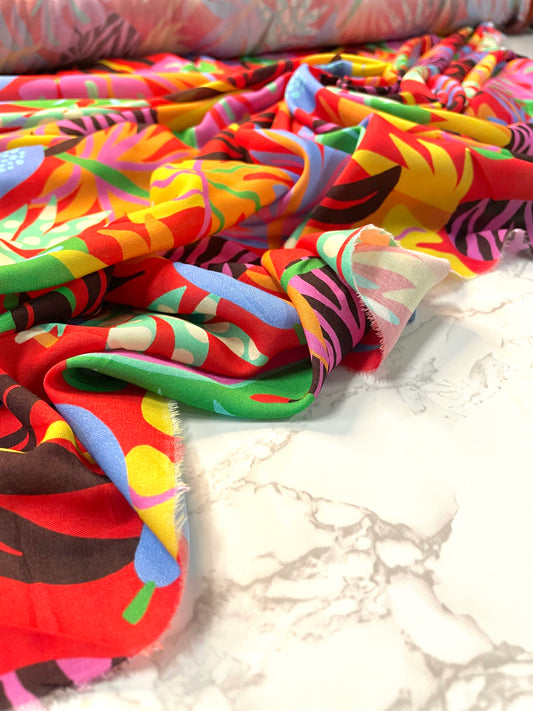 FLORA: Popeline viscose imprimé floral exotique