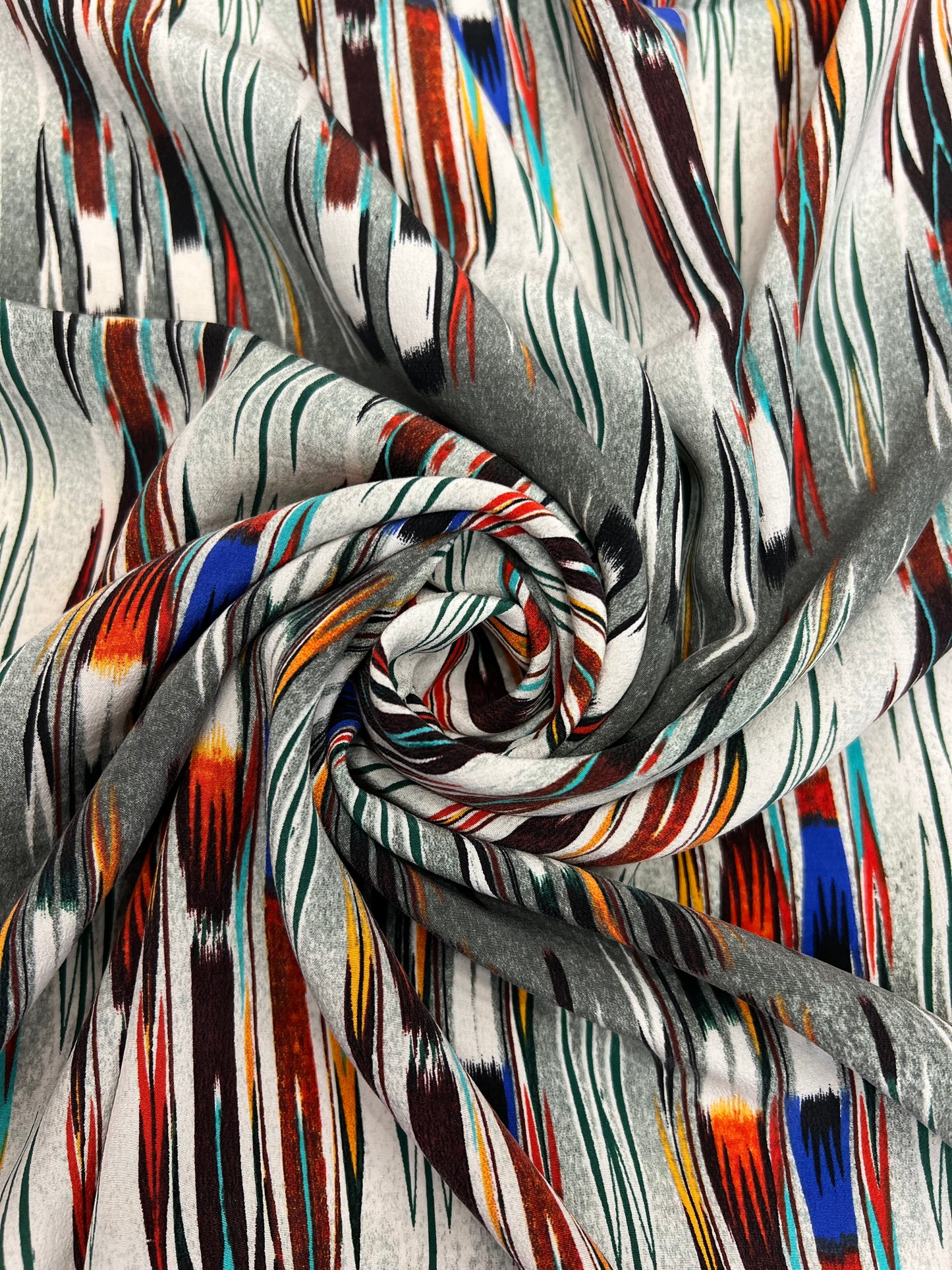 LUCIE: Crêpe de soie lavé imprimé peinture abstraite