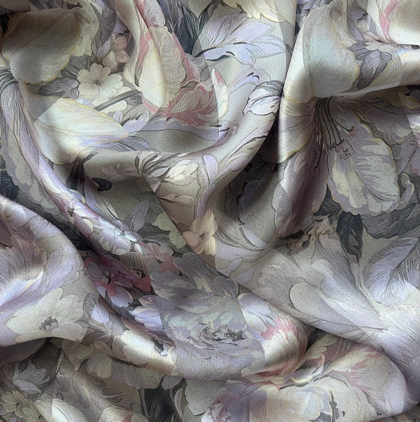 Lola:bande satin à motifs fleurs jaunes ,rose et violet