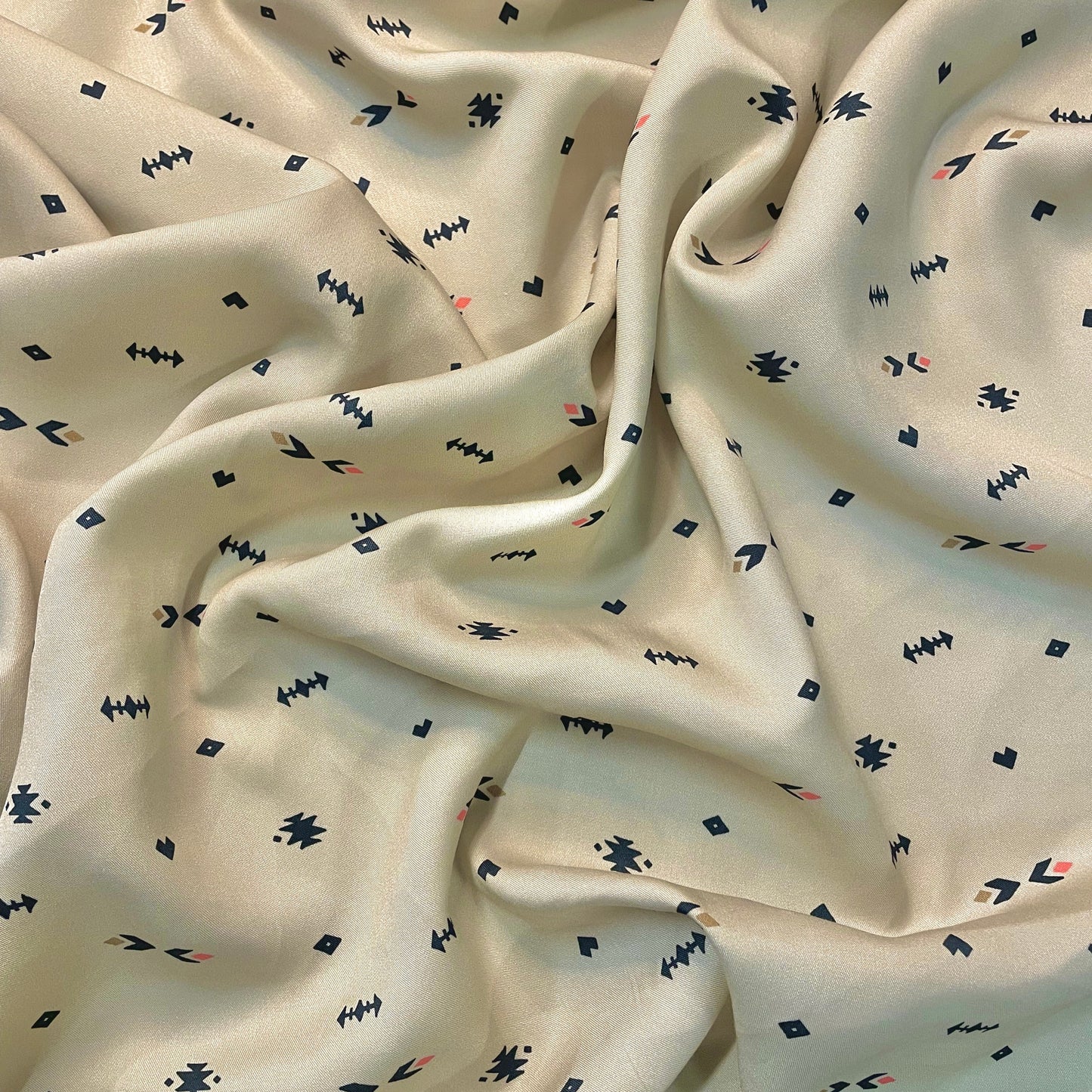 JEMAÏLI: Drap de viscose imprimé ethnique minimaliste