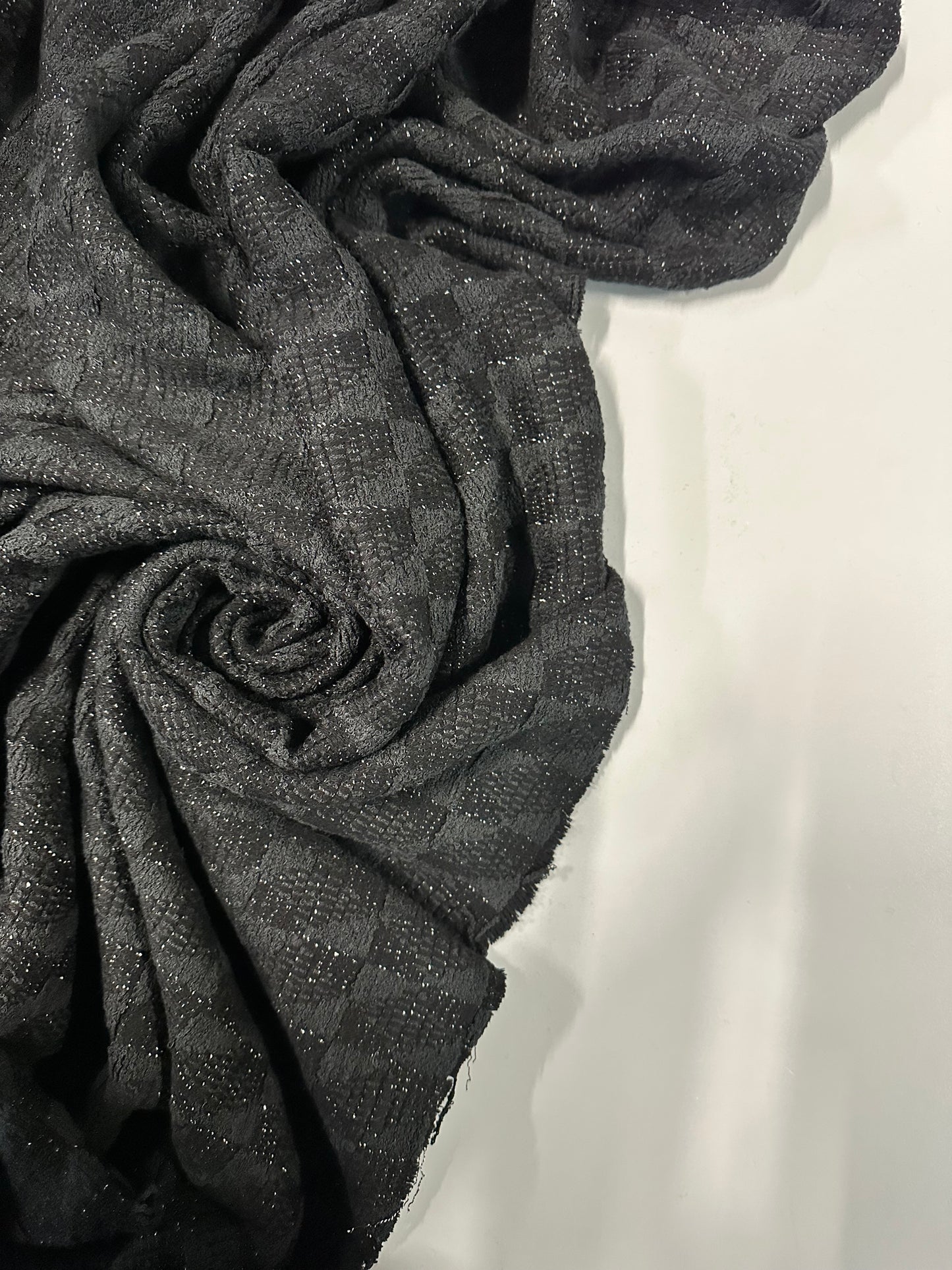 APOLON : Jacquard géométrique touche de lurex
