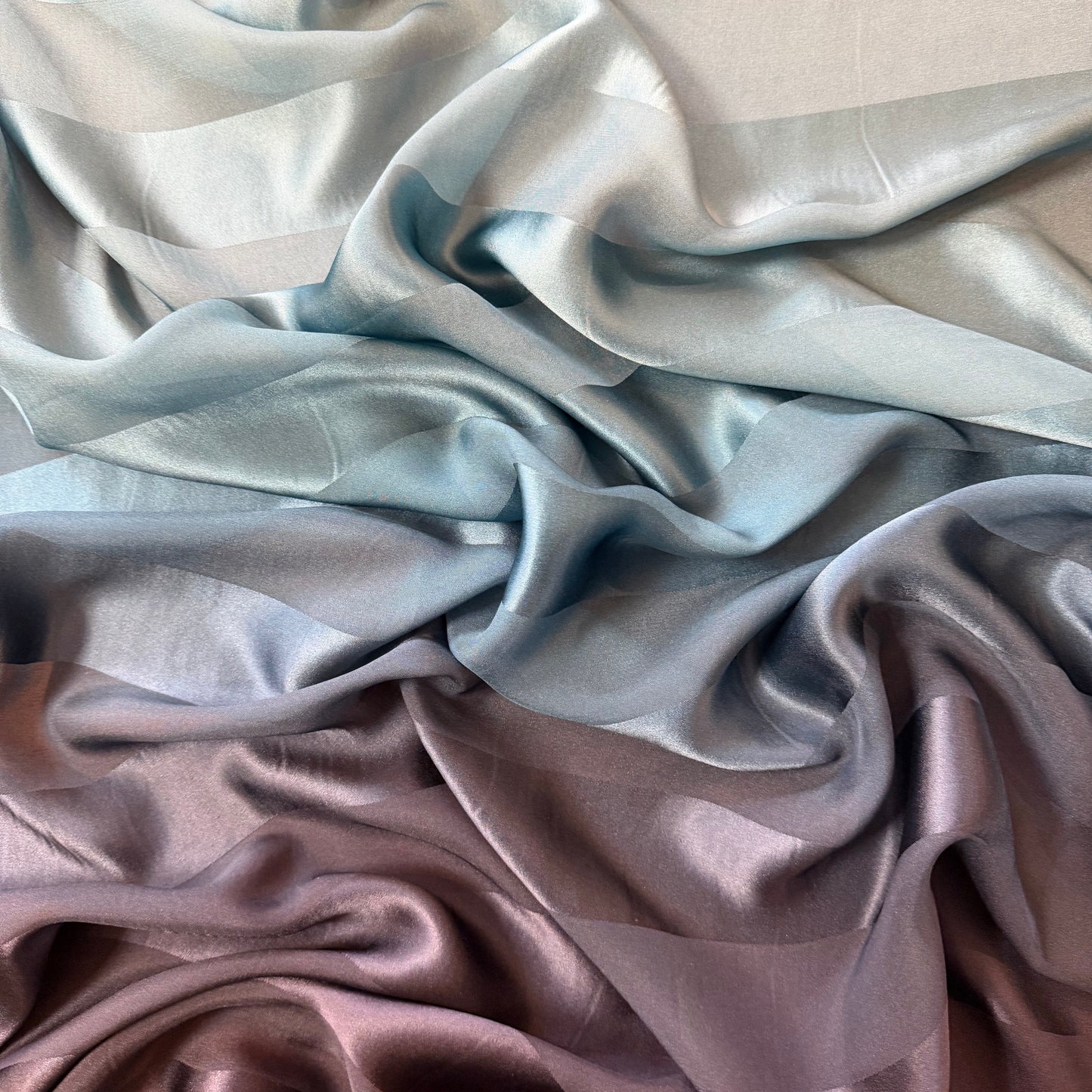 SOLINE : Bande satin dégradé vert bleu et violet