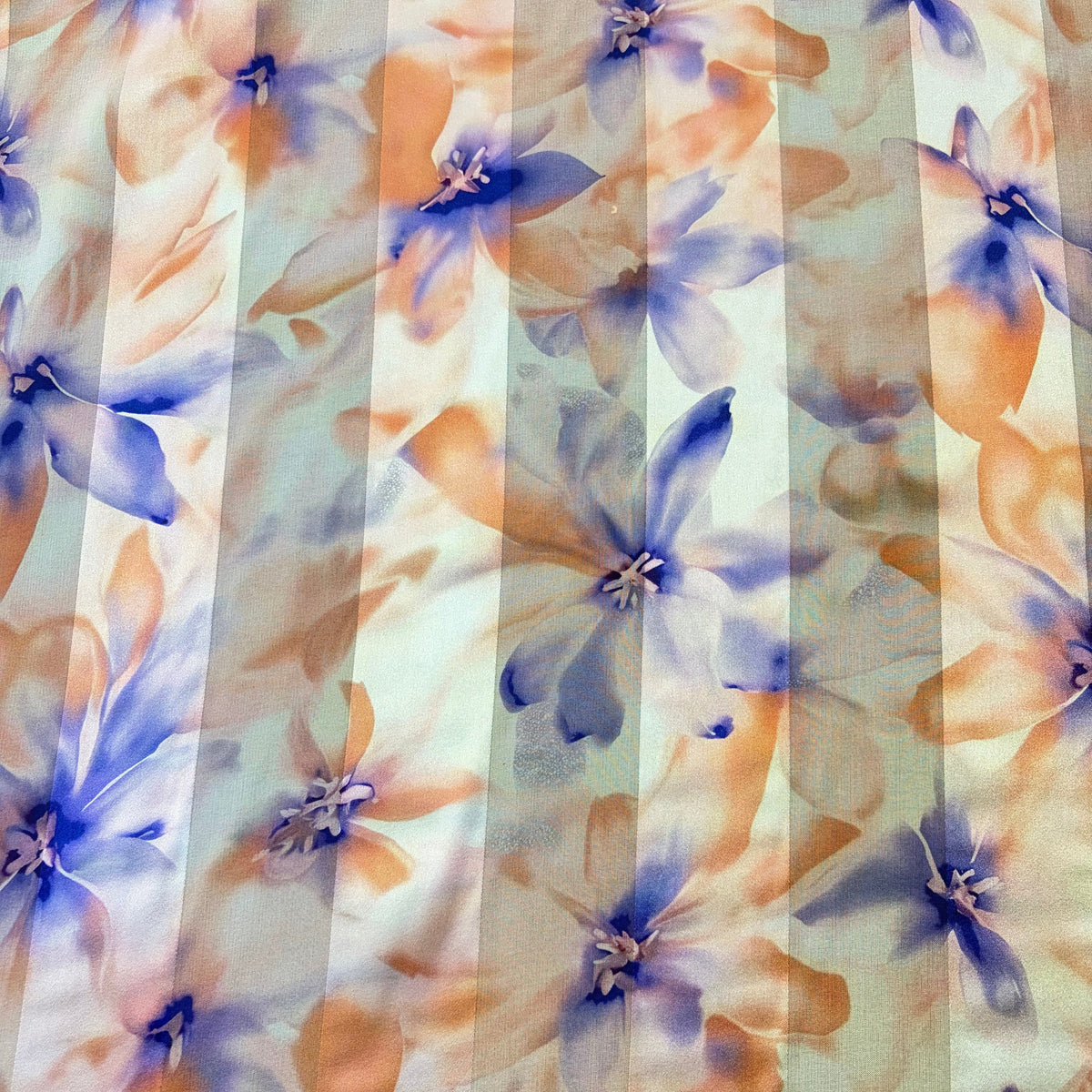SOLÉANE : Bande satin à fleur bleue et rose