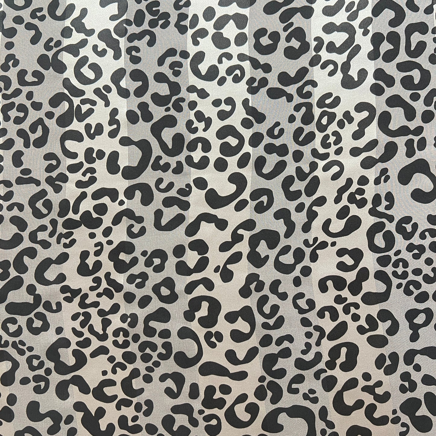 EVA : Bande satin imprimée motif léopard