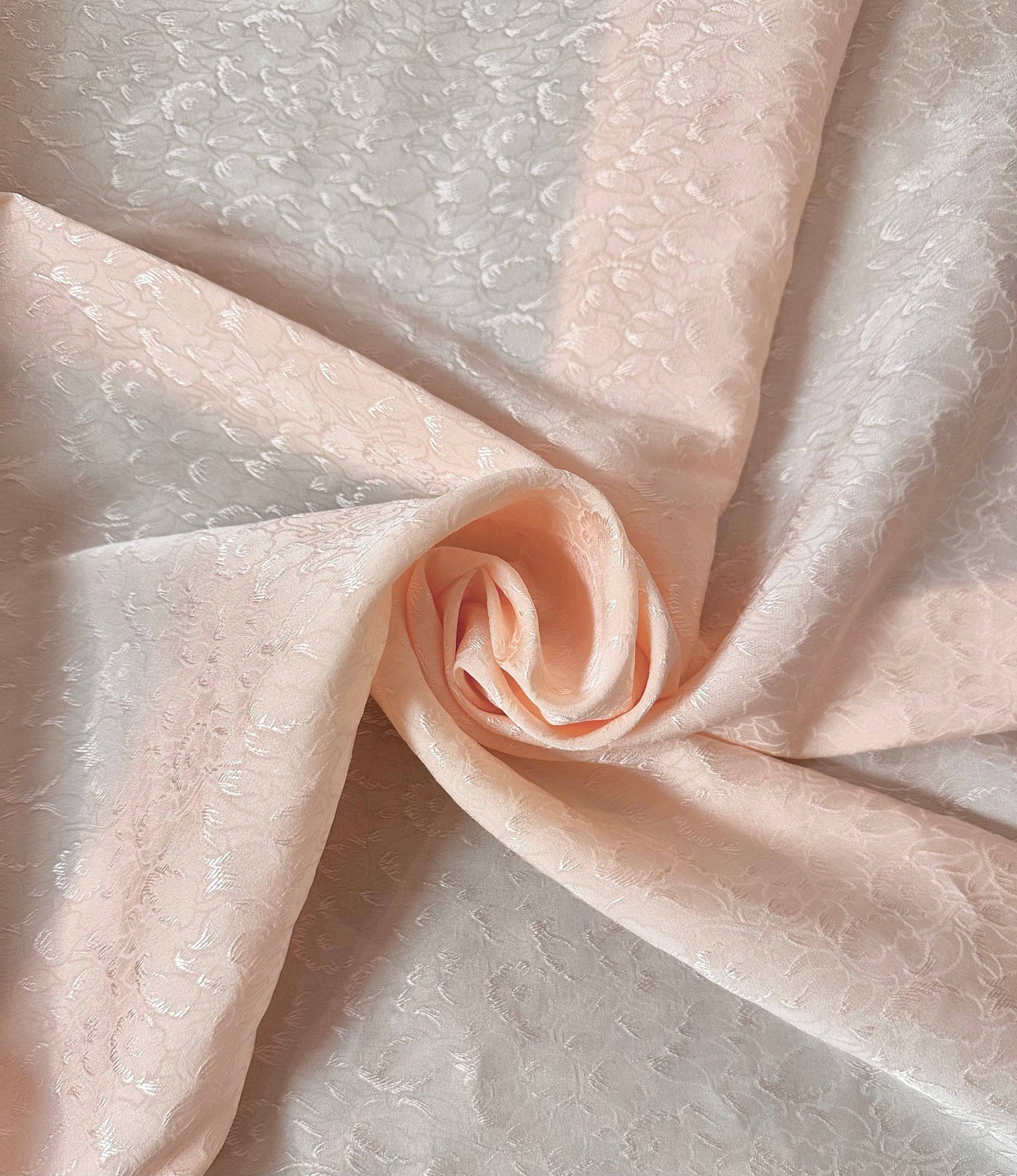 Rosemonde jacquard poudre floral