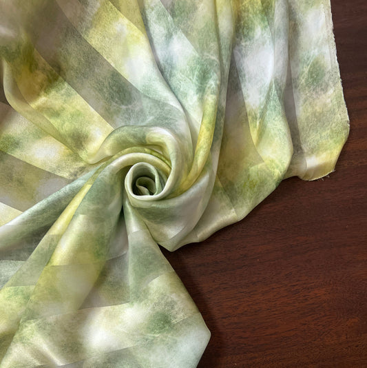 Karla : bande satin à motifs vert