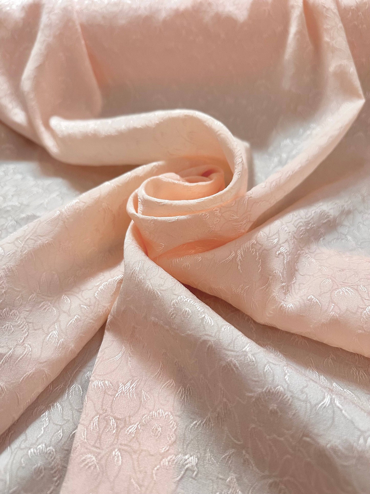 Rosemonde jacquard poudre floral