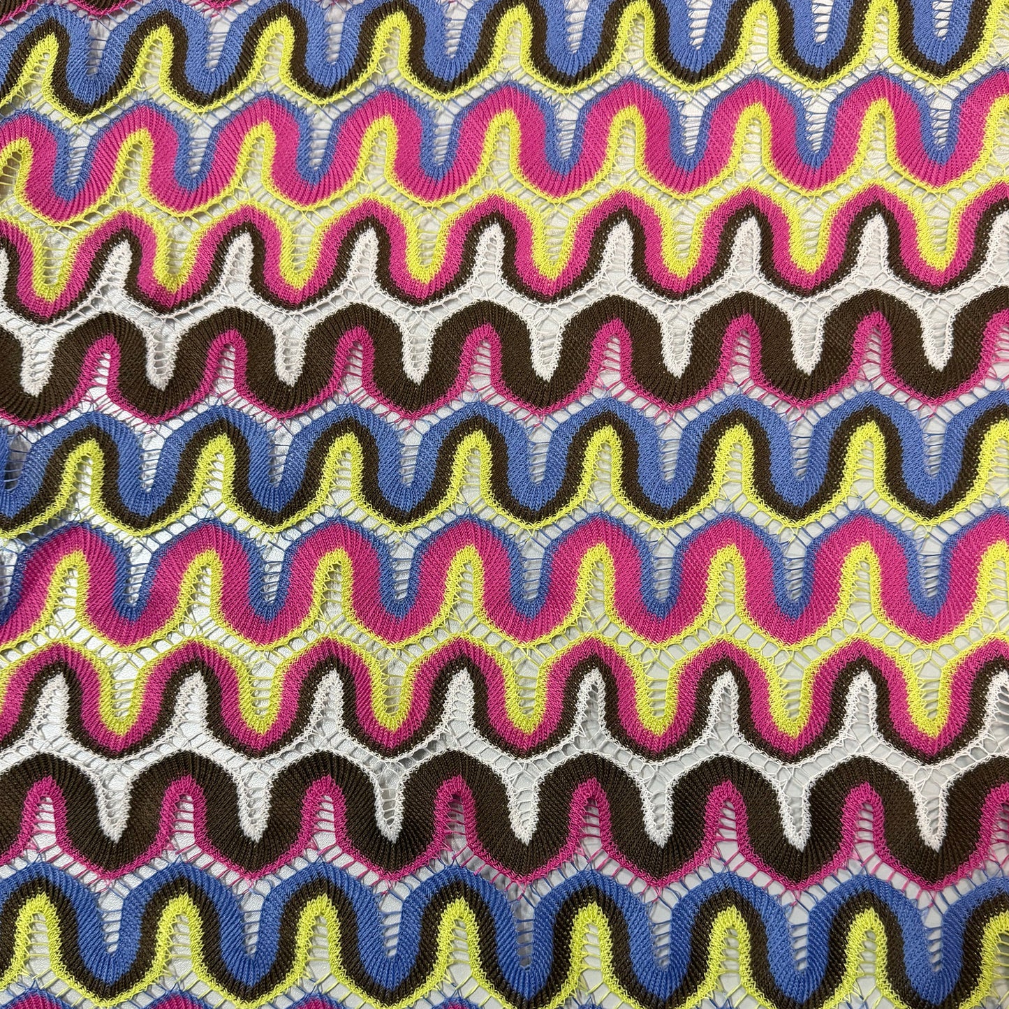 MAÏNA : Maille tissé jacquard ajourée