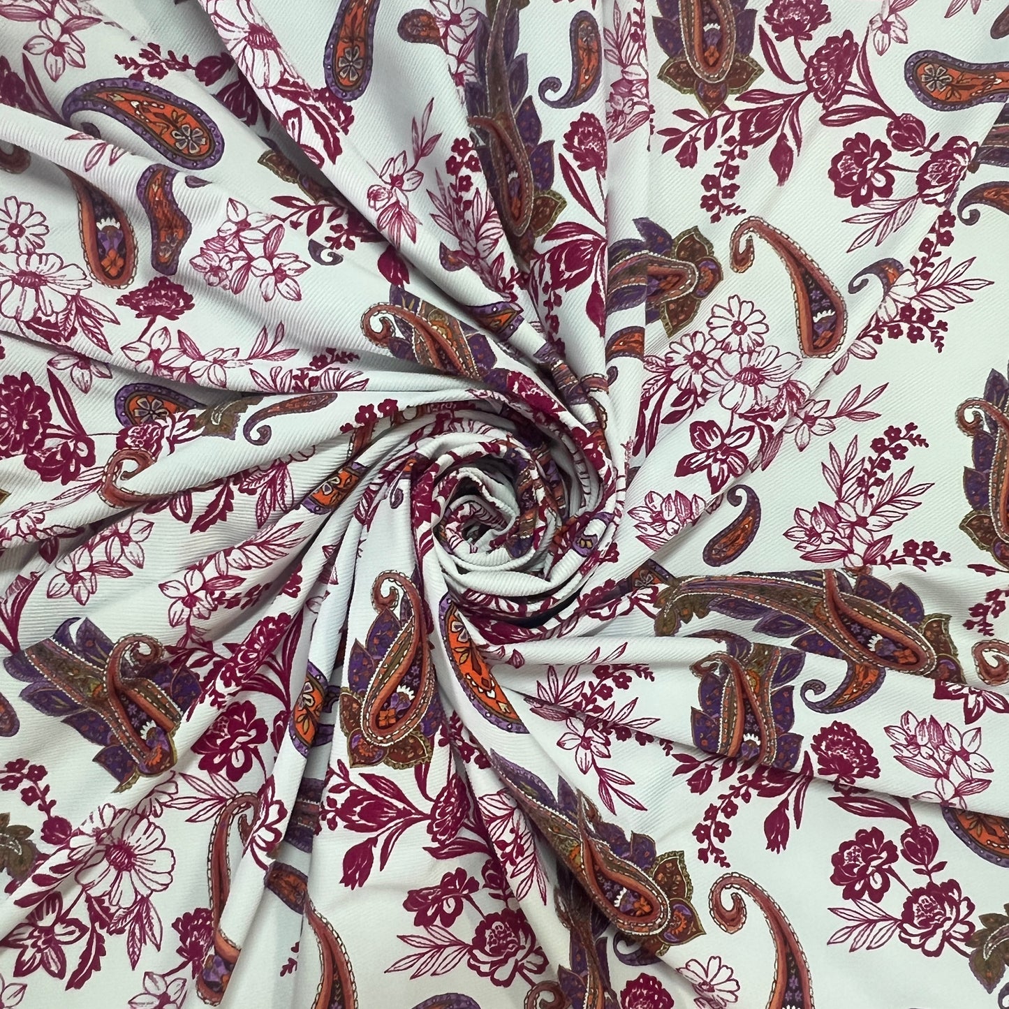 AZORA : Maille imprimée motif cachemire et floral
