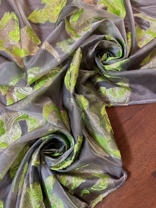 FIO: Organza de soie brodé floral